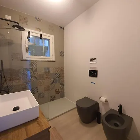 The Owl House Apartman