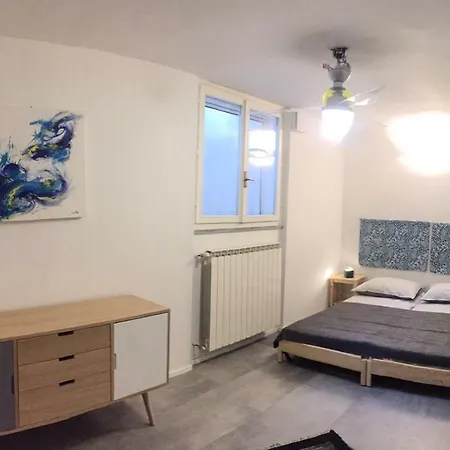 The Owl House Apartman *
